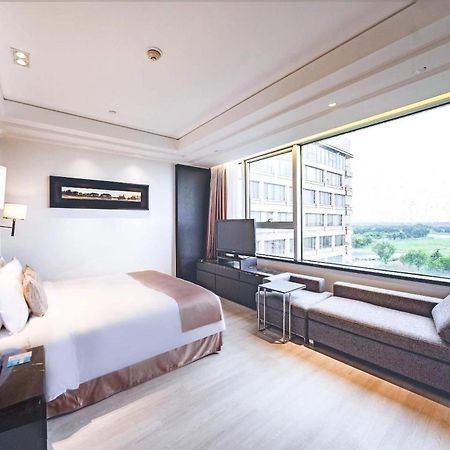 Crowne Plaza Shanghai Anting-Auto City - 15 Minutes Drive To F1 Jiading Eksteriør billede